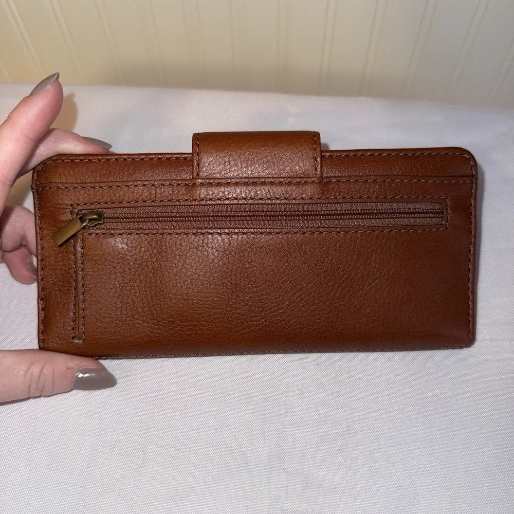 NWT FOSSIL Madison Clutch Brown Pebbled Leather Bi-fold Wallet Card Holder